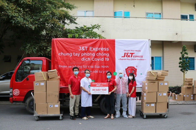 J&T Express gây quỹ hỗ trợ người lao động mùa dịch - Ảnh 3.